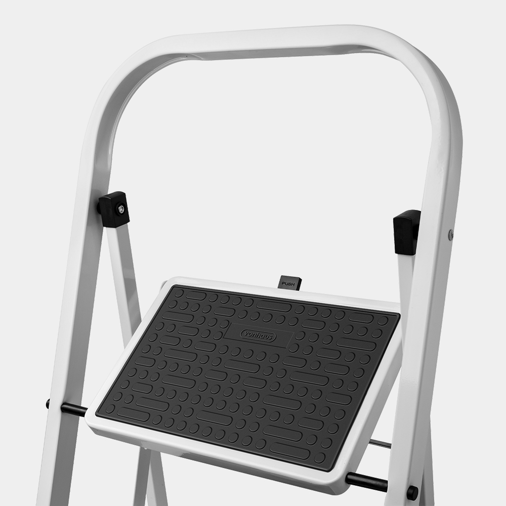 Steel 3 Step Ladder - White