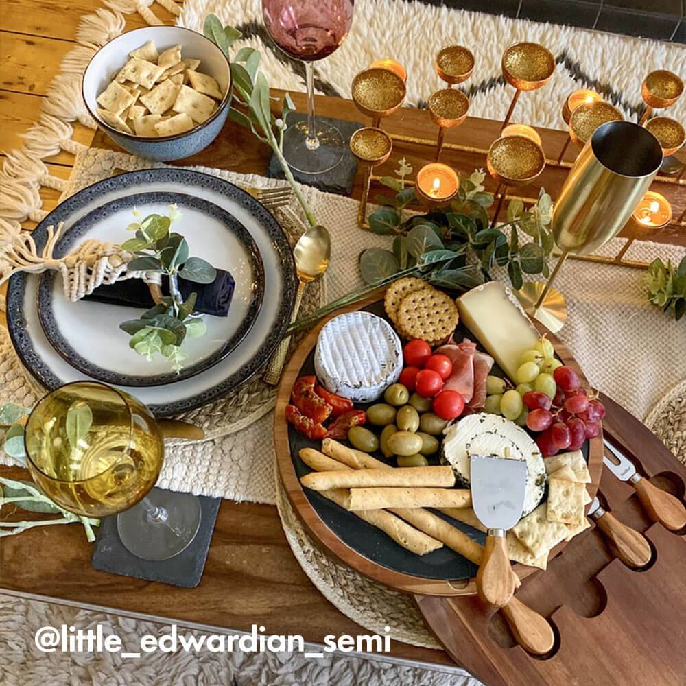 Round Cheese Board & Knife Set